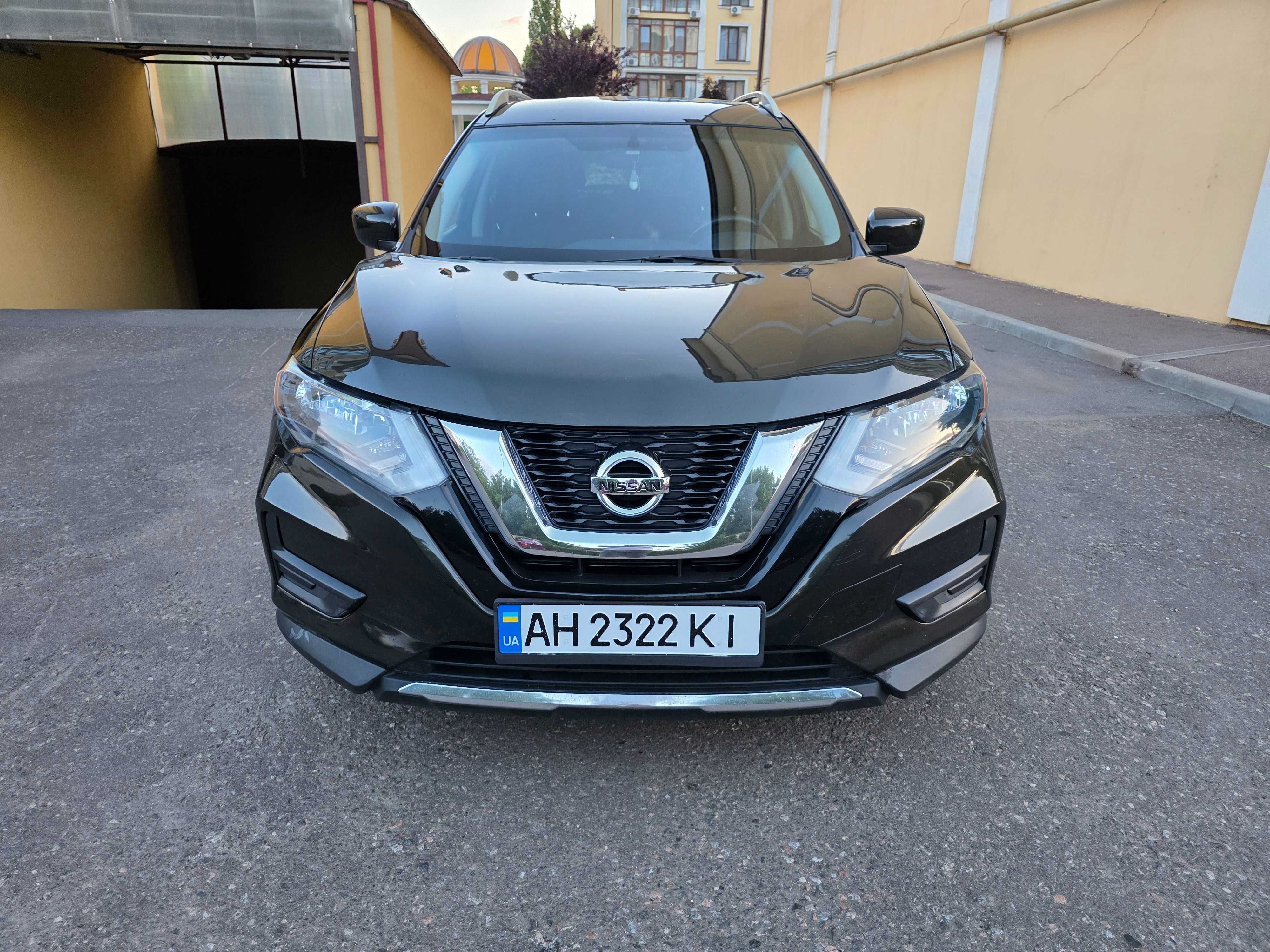 Nissan Rogue 2017, 2.5л передний привод