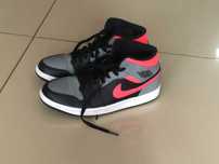 NIKE AIR JORDAN 1 Retro MID Pink Shadow