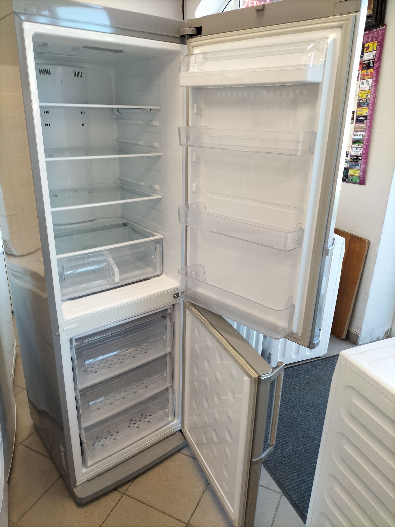 Lodówka Samsung noFrost, 182cm wysokość, z Niemiec