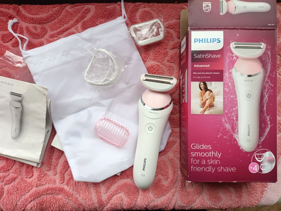 Электробритва Philips BRL-140