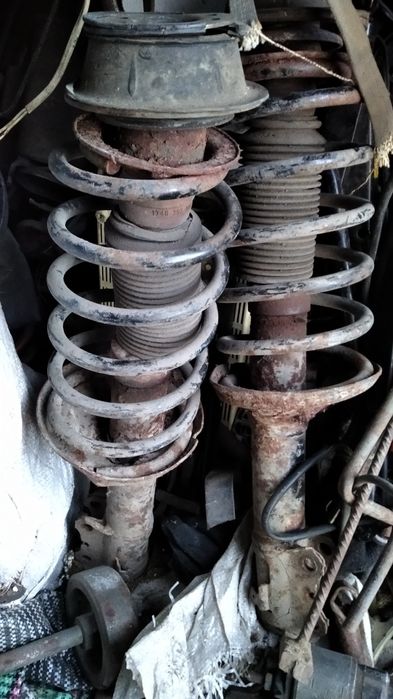 VW Golf 2,3 /Jetta 1,2, Vento, Passat 2,3,4 Polo Classic, ступицы и др