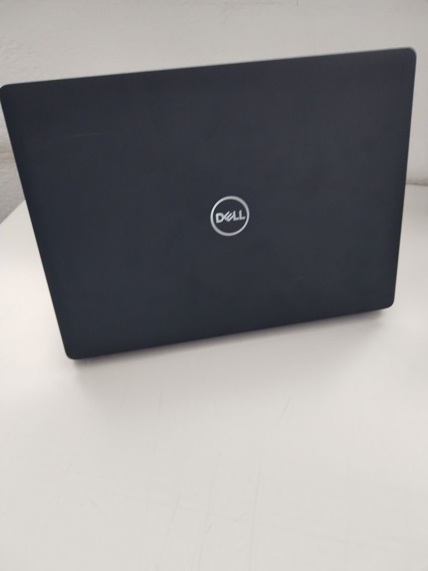 Dell Latitude 3480 i5 7th 8Gb/256Gb +/- 3 horas de autonomia