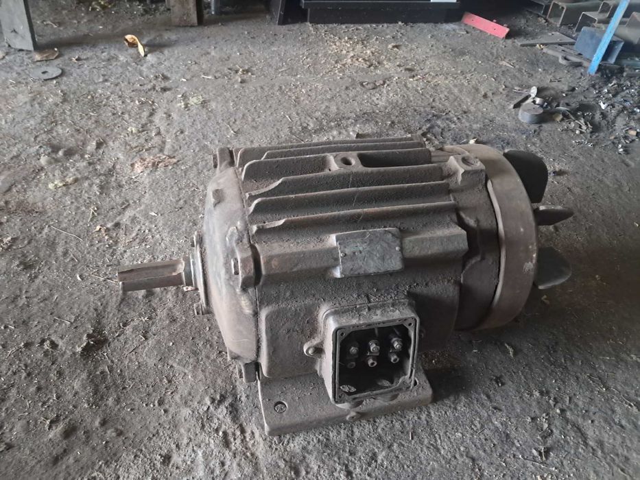 Silnik elektryczny 7 kw z hamulcem