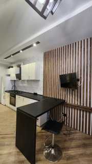 Продаю квартиру-студію в центрі міста!!!