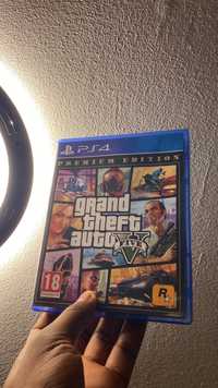 GTA V ps4 como novo.