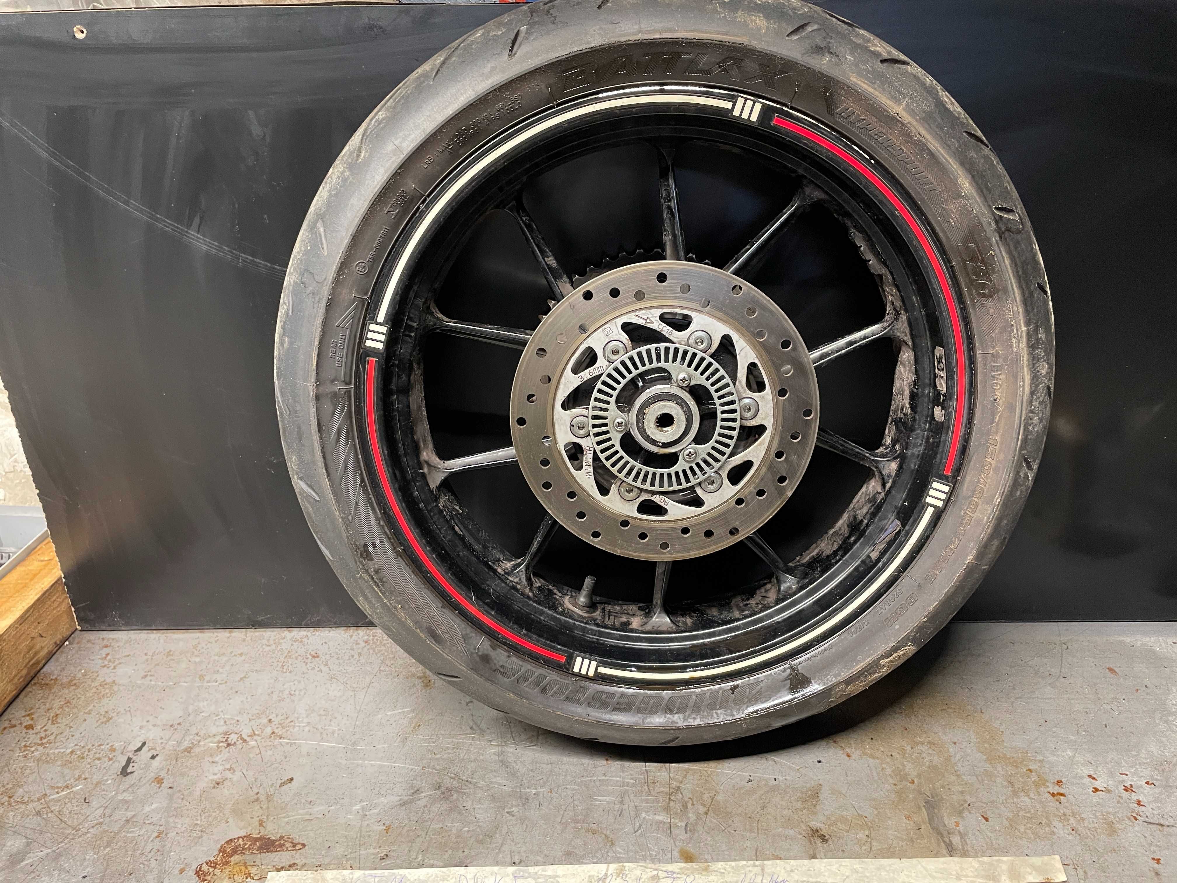Felga opona Tarcza KTM duke 125/390 rok 11-16
