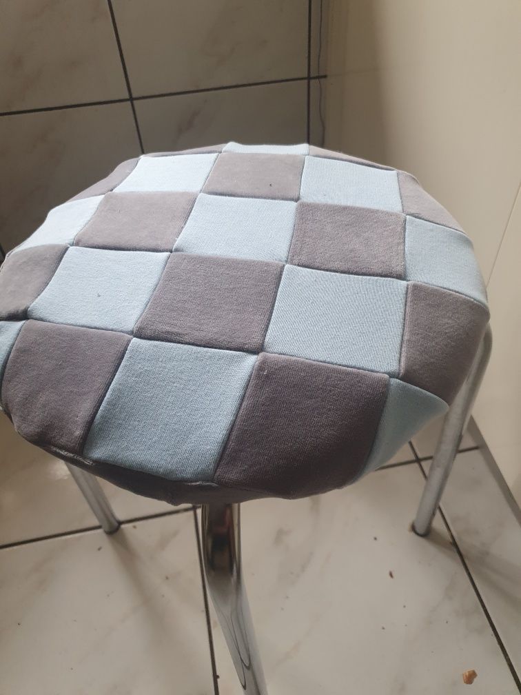 Pokrowiec na taboret patchwork bez podbicia welur dres 35c boczek guma