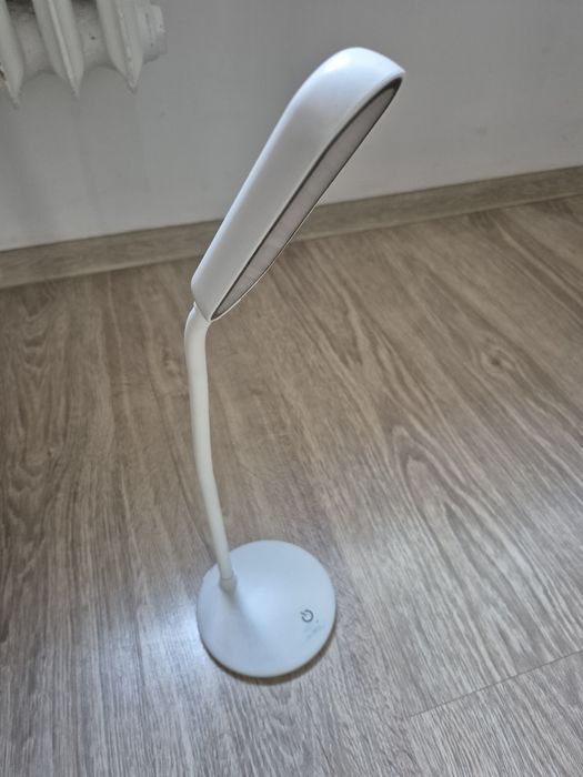 Lampka biurowa LED
