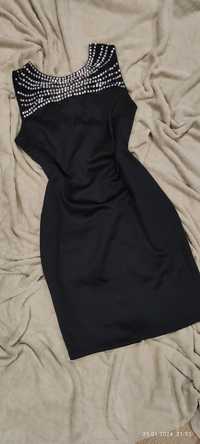 Mała czarna sukienka z kamyczkami s 36 m 38