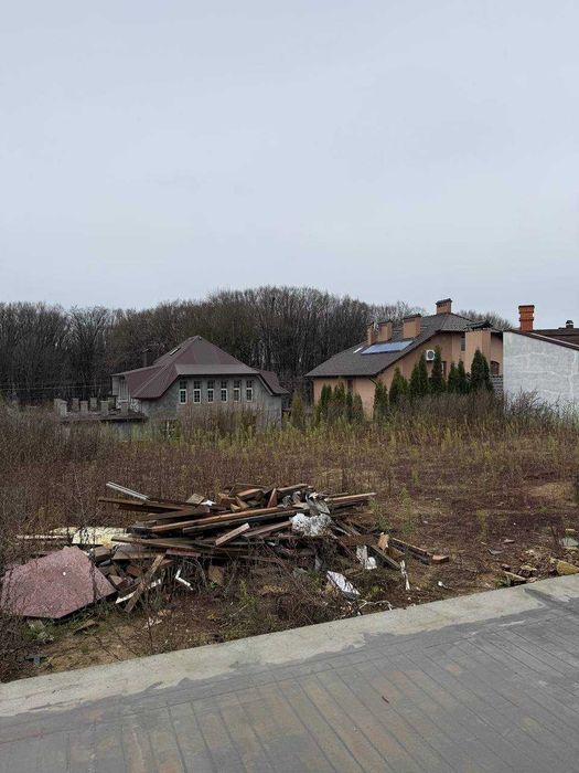 Продаж неймовірного будинку в елітному районі.