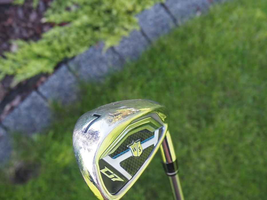 Kij do golfa Wilson Staff Iron 7