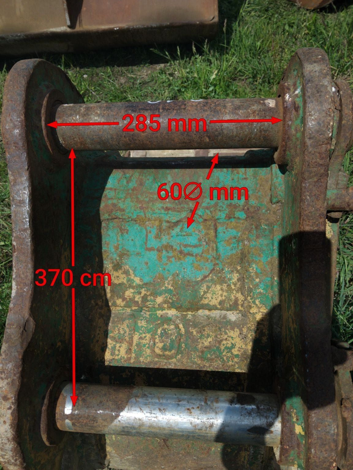 Łyżka 68cm fi60mm łycha do koparki fi 60mm 60 mm