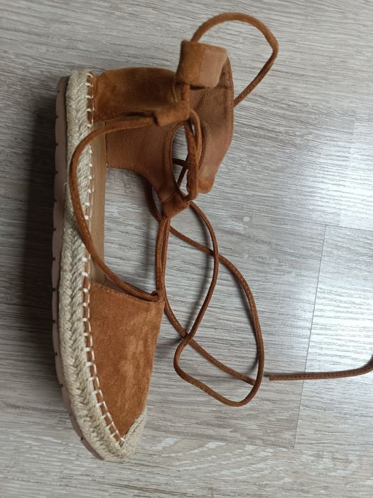 Buty espadryle wiązane na kostce 39 eko zamsz