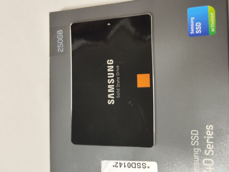 Samsung 860 PRO SSD 256 GB64551956255106122
