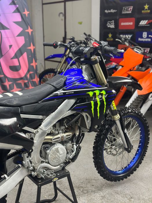 Yamaha YZF 250 cc rok 2022 - Monster Edition - 44mth - TOP