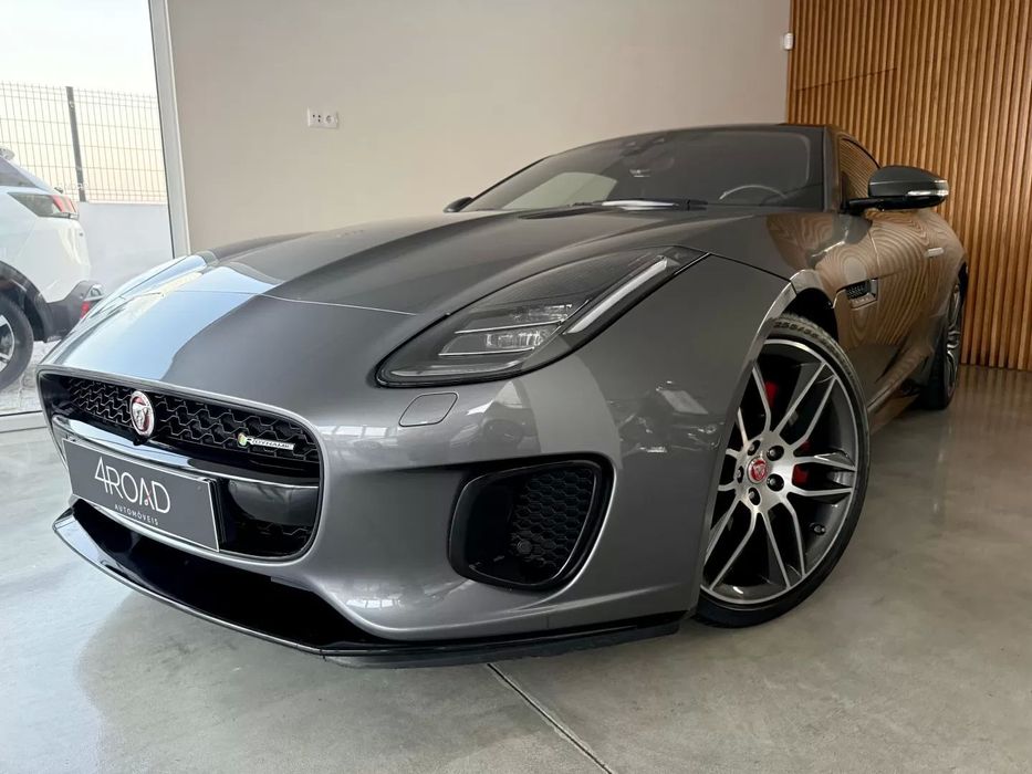 Jaguar F-Type 2.0 i4 R-Dynamic Black