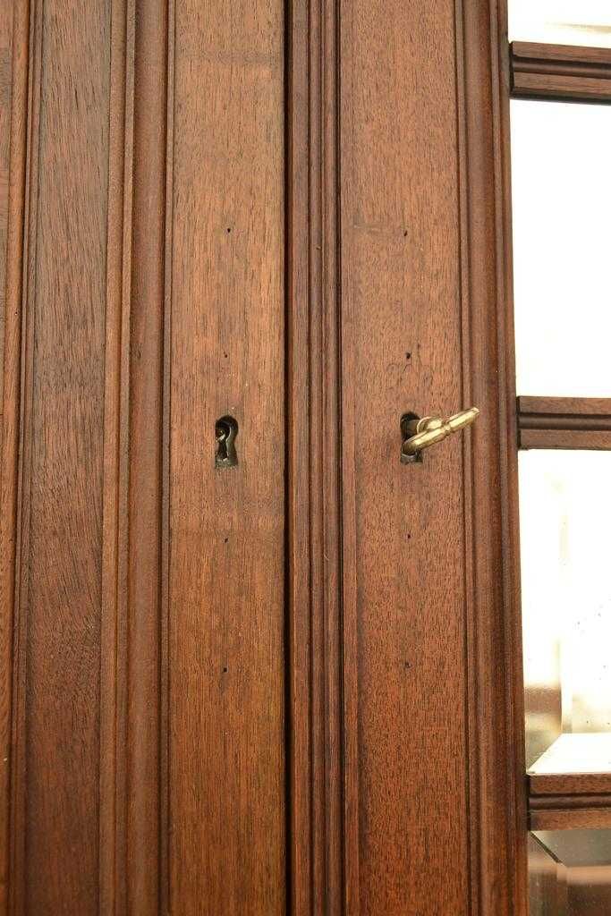 kredens lite drewno secesja
