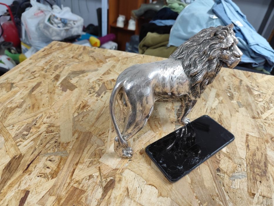 Estátua de leão  novo