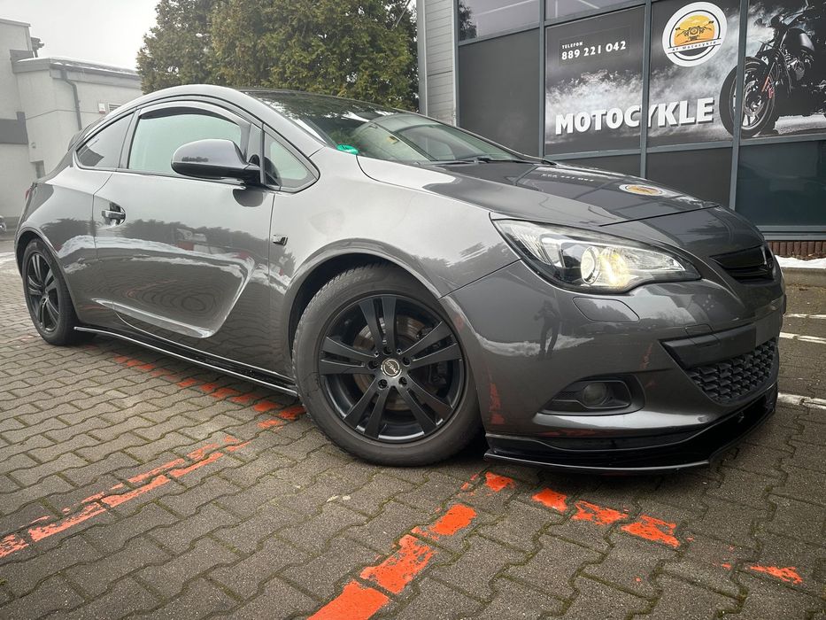 Opel Astra Spojlery Maxton Design