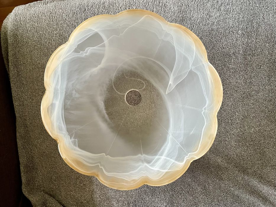 Piękna lampa wisząca z regulowaną wysokoscią