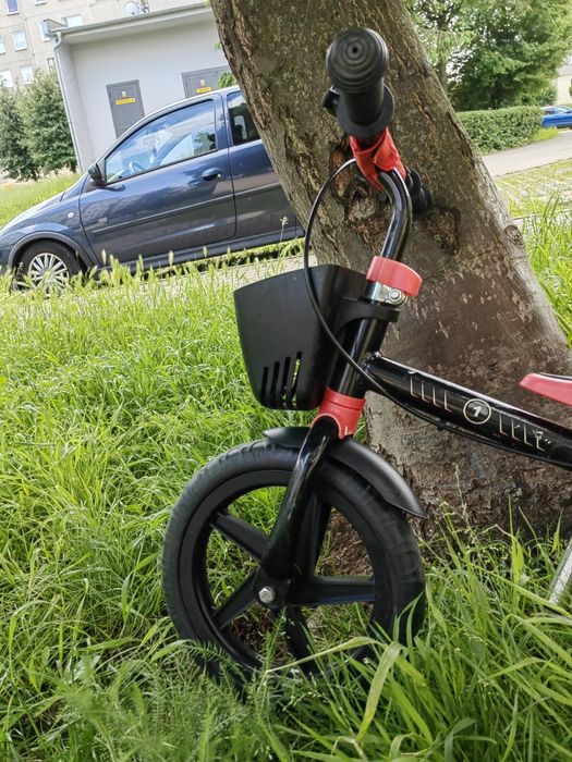 Rowerek biegowy dla dziewczynki