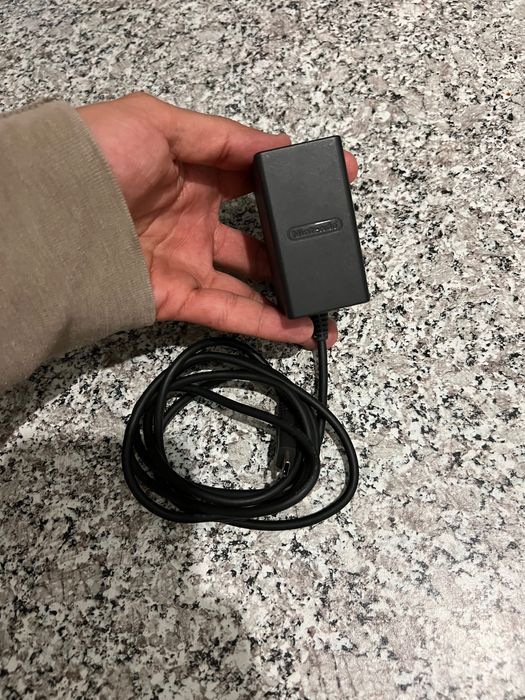 Nintendo Switch Lite Azul Turquesa + Capa + 2 Jogos