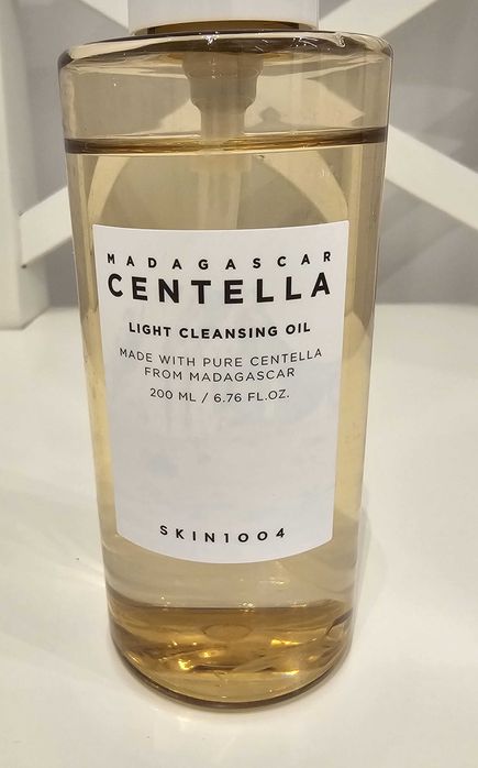 Skin 1004 Madagascar Centella Light Cleansing Oil 200 ml