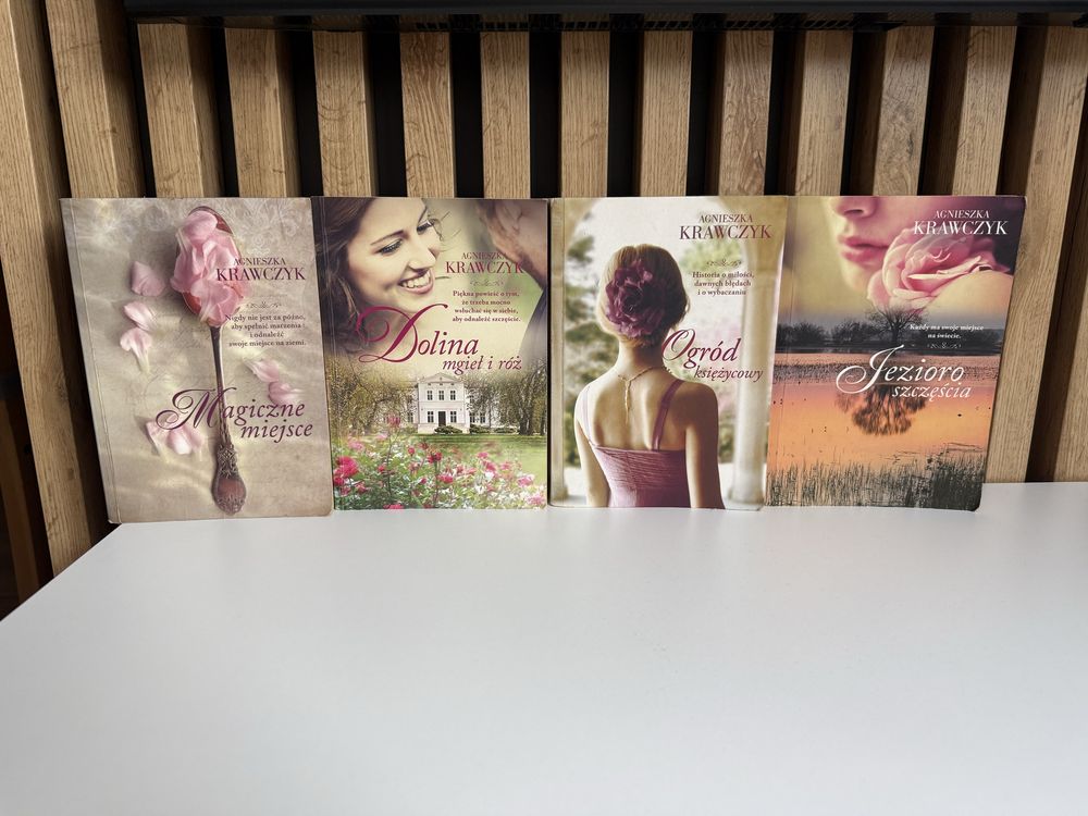 Agnieszka Krawczyk - seria Magiczne miejsce
