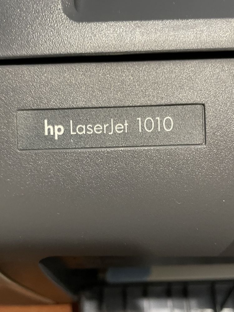 Принтер HP 1010