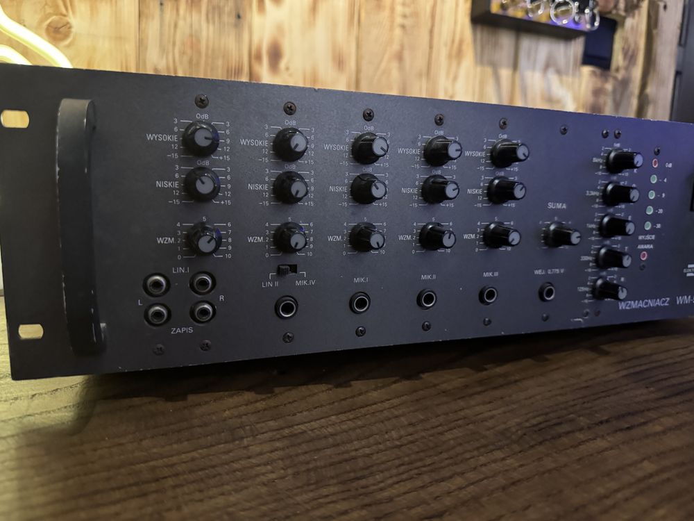 Wzmaczniacz WM-5121