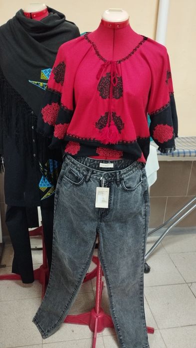 Джинси МОМ теплі,зимові ,байка.Жіночі джинси.Нові фірмові 27 р.