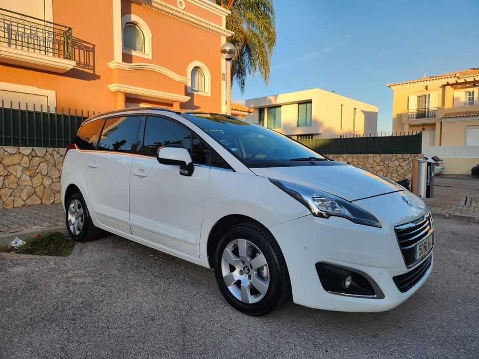 Peugeot 5008  1.6 Diesel 7 Lugares [ Aceito troca de Valor Superior.