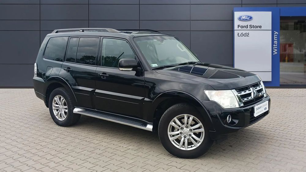 Mitsubishi Pajero Salon PL I wł. FV23% 3,5t na haku 7 os.