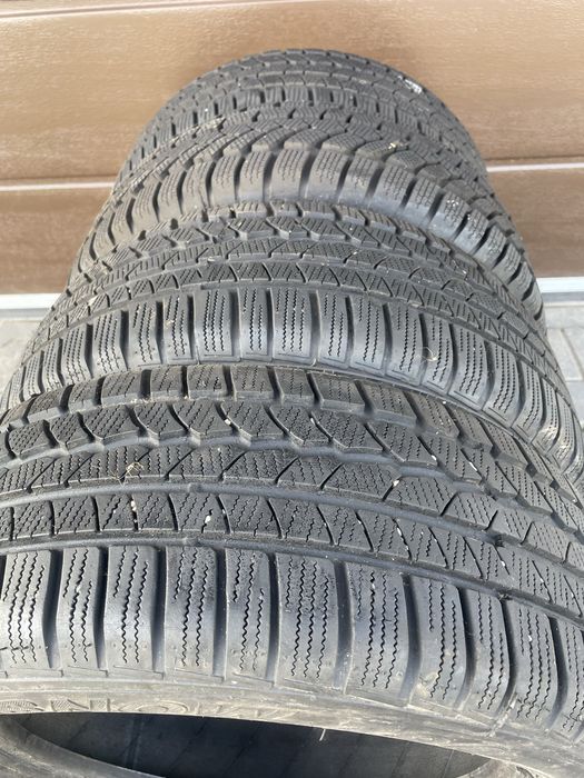 Komplet opon zimowych 205/55 R16 Profil ProSnow 790