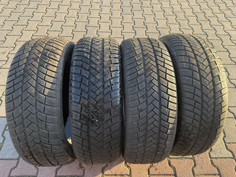 Opony zimowe 215/60R17 Vredestein Wintrac Pro 100V dot 23