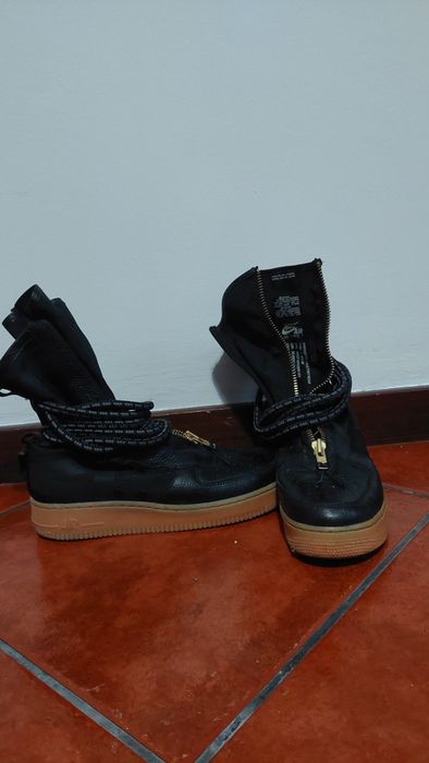 Nike SF Air Force 1 High 44 NOVAS nunca usadas