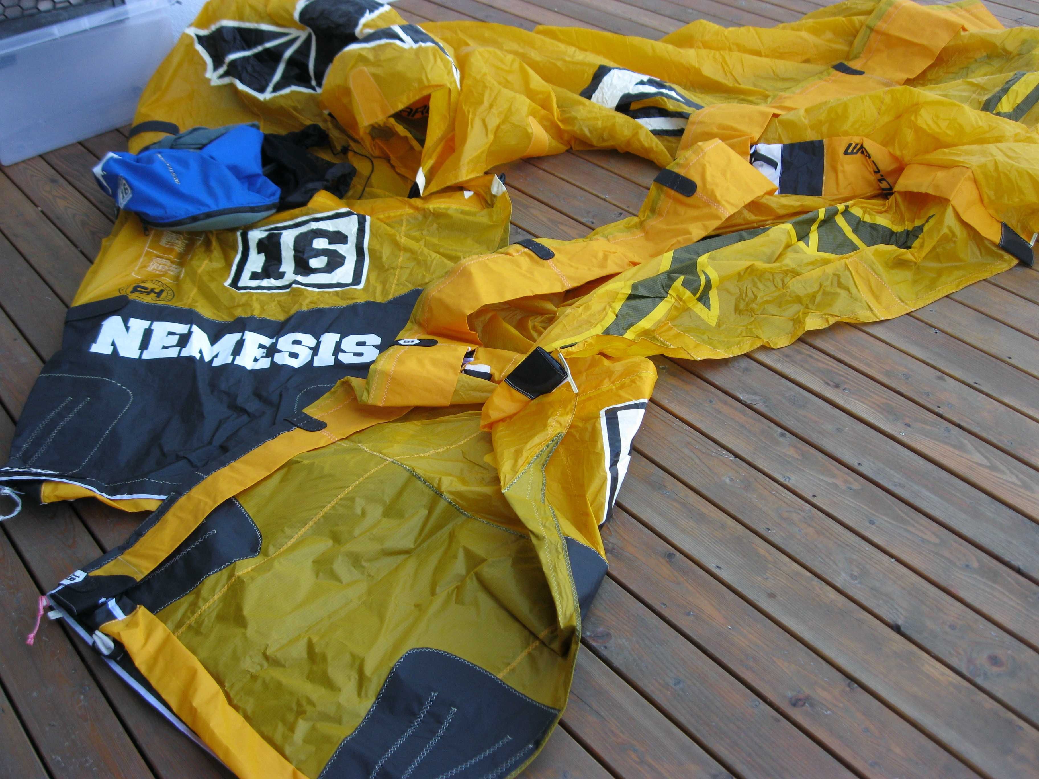 Kitesurfing latawiec NEMESIS 16