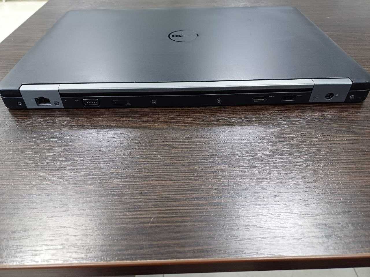 Ноутбук 15.6" Dell E5570 i5-6200U/8Gb-DDR4/256Gb SSD/Розріб/ГУРТ!