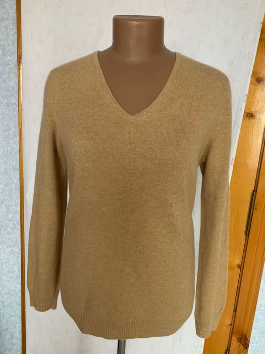 Кашеміровий жіночий светр бежевого кольору бренду Clarina.Розмір XL.