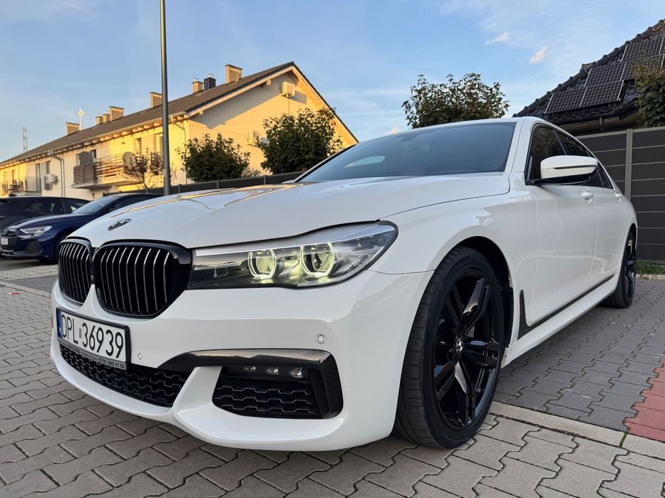 BMW Seria 7 740iL bogate wyposażenie stan idealny nowy silnik ZAMIANA