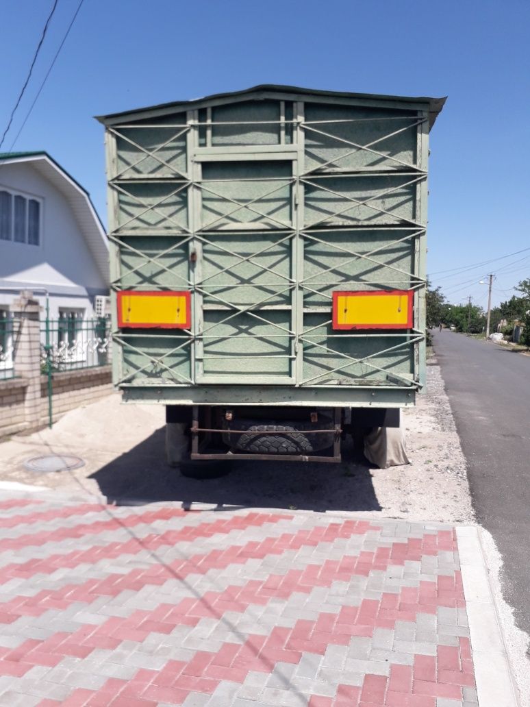 Продається  бджоло-павільйон.Ціна 2000$.