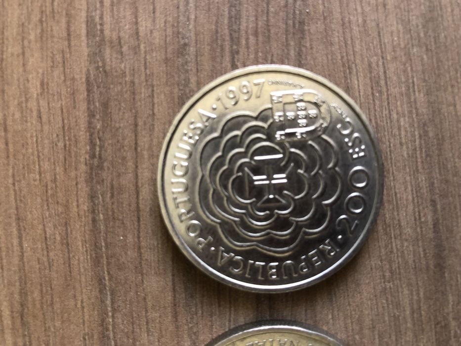 Vendo moedas 200 escudos