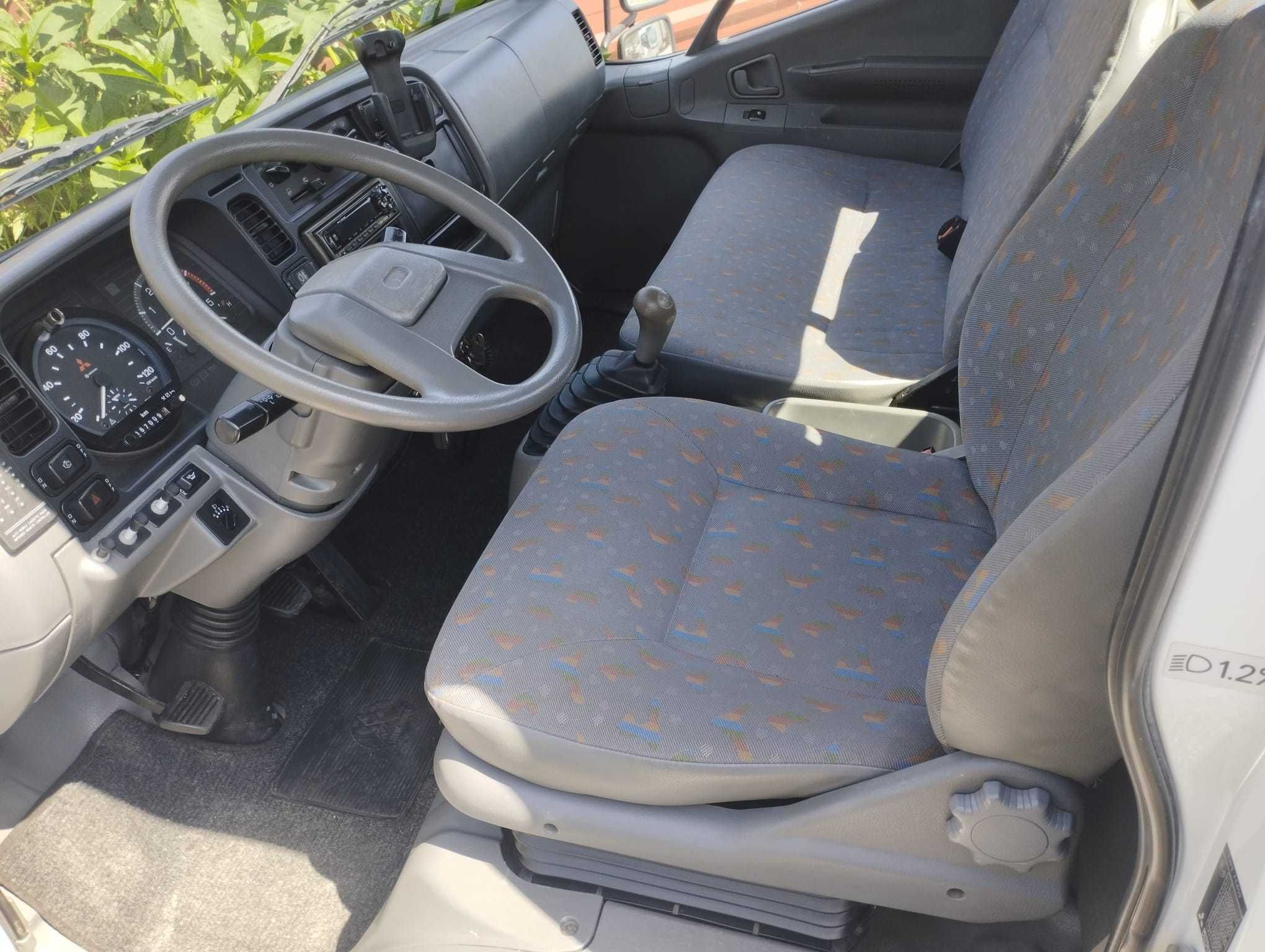 Mitsubishi Canter 659 HD Pronto Socorro SÓ TEM 167 mil kms NOVA