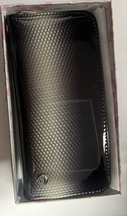 Portfel skórzantmy nowy