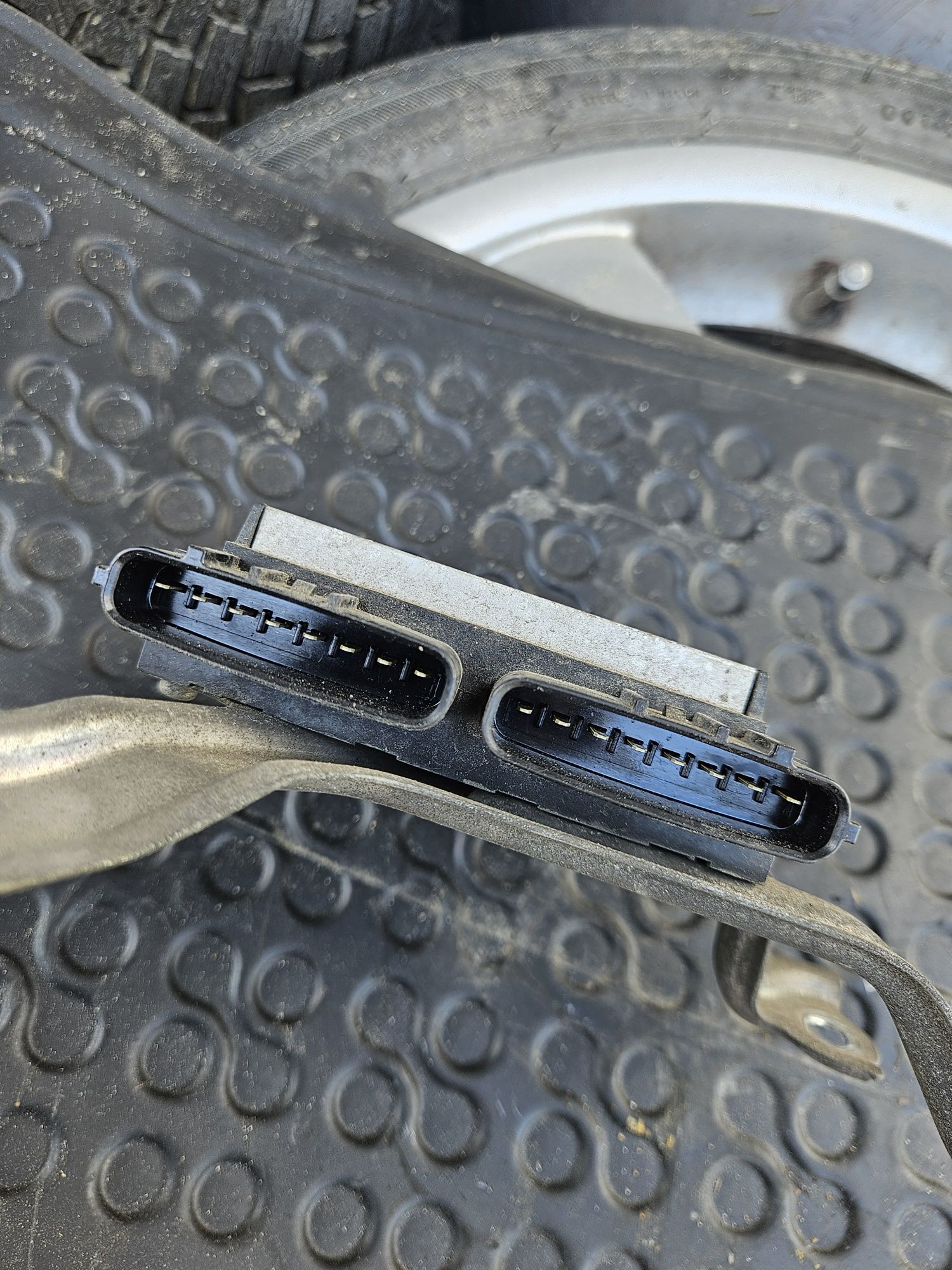 Moduł sterownik wtryskiwaczy 89.871-71.010 Toyota 2.2 D4D