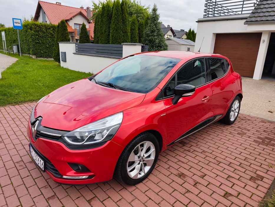 Renault Clio Pojazd zakupiony jako nowy u autoryzowanego dealera w Polsce