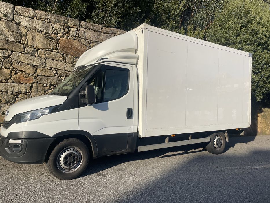 Iveco Daily 35-140 contentor ano 2017