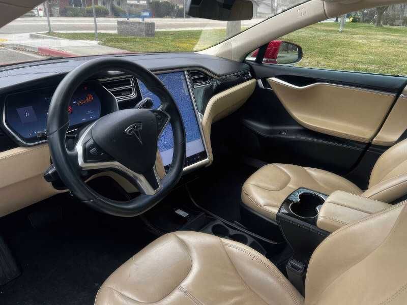 2014 Tesla Model S 85