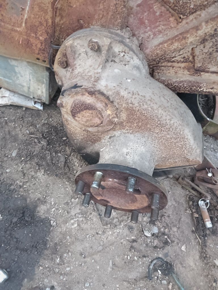 Ursus c355,c360 zwolnice prawa lewa kpl.