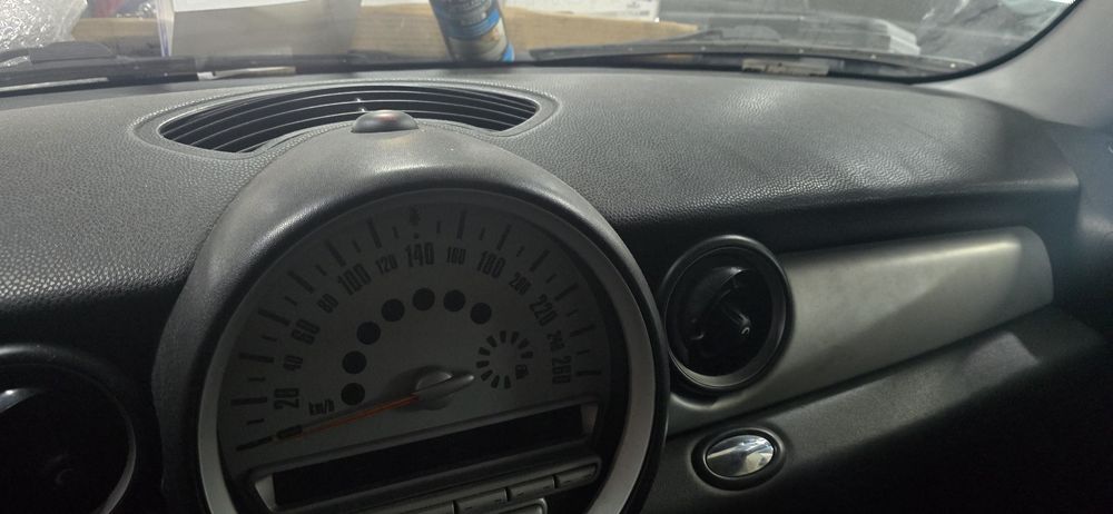 Mini R 56 para peças  1.6 hdi de 2007